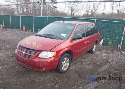 2005 Dodge Grand Caravan Sxt from USA, damaged, VIN 2D8GP44L55R461702